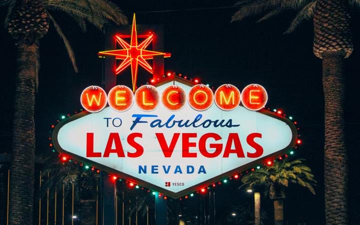 Welcome to Fabulous Las Vegas sign